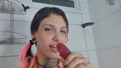 Naughty Hot Girl In A Delicious Shower During A Video Call - hclips