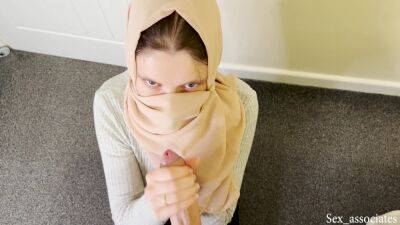 Young Muslim Pregnant Wife In Hijab Trained By Her Husbund On How To Please A Man - upornia