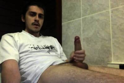 Wanking, selfsucking and getting cum load in mouth - icpvid.com