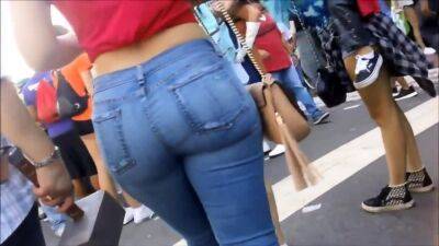 Nice latina teen ass in tight jeans - drtuber