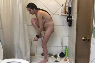 Thin Young In Shower From Okc - hclips