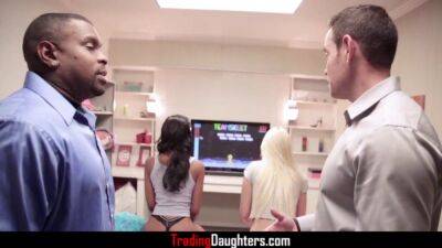 Lala Ivey - Gaming Daughters Spread Their Legs For Dads - Lala Ivey, Layla Love - sexu.com