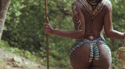 African with a big ass in a national dress - sunporno.com