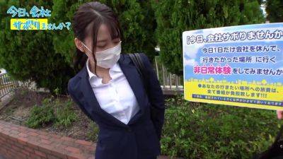 0002111_巨乳の日本人の女性が大量潮吹きするガンパコ素人ナンパのエチパコ - txxx.com - Japan