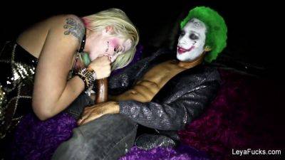 Leya Falcon takes on Harley Quinn's BBC in interracial porn video - sexu.com