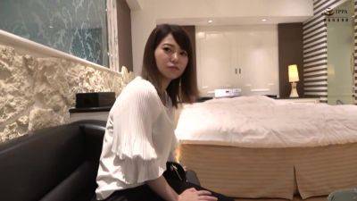 0002519_スレンダーの日本の女性がエロパコ販促MGS１９分 - hclips - Japan