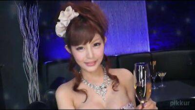 Makoto Yuki Hold A Cabaret Club Girl Alone In Vip Course - hotmovs.com - Japan