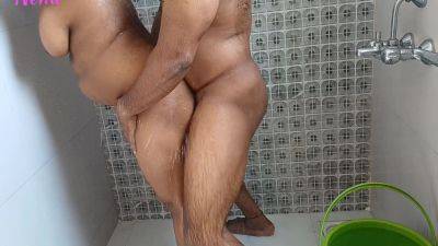 Indian Couple In Bathroom Early - Morning Sex - hclips - India