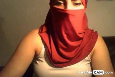 Hijab Wearing Girl Flashes Tits Ass And Pussy - hclips.com