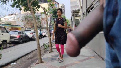 flashing my dick at metro station - hclips.com - India