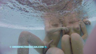 Teen couple wants to fuck in a sauna pool - hclips