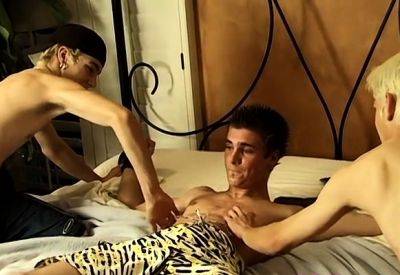 Nude boy feels his knob with the feet in smashing nude solo - drtuber