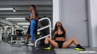 Katana Kombat - Katana - Sneaky Sex During Workout: High Intensity Interval Cheating with Busty Katana Kombat - xtits.com