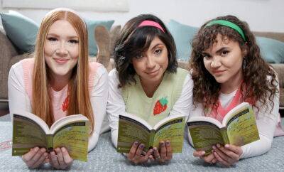 Reading a naughty book ends in wild foursome - xtits.com