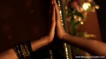 Exotic Movement From India Leads To Arousal enjoying it - xvideos.com - India
